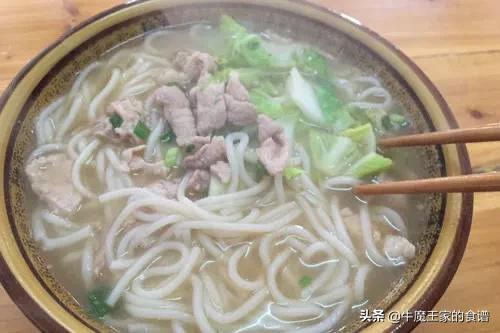 江西美食小吃，聽(tīng)的最多的是炒米粉、拌米粉，還有什么特色美食推薦嗎？